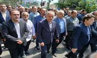 شهید مدافع وطن، صدای مظلومیت مردم ایران در برابر تجاوز است / تجلیل از فداکاری در آیین باشکوه تشییع پیکر شهید مهران منوری در فومن