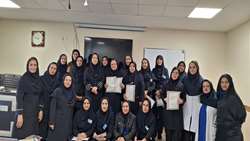 تقدیر از اعضای هیئت علمی و پرستاران فعال در حوزه آموزش مرکز آموزشی و درمانی ۱۷ شهریور