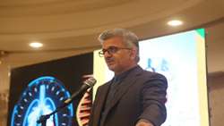 کادر درمان؛ نبض تپنده غیرت در قلب بحران‌ها