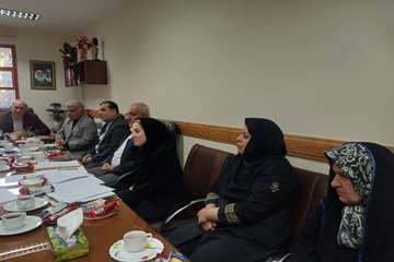 هم‌اندیشی توسعه سلامت رستم‌آباد با مشارکت دانشگاه و خیرین سلامت