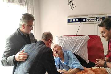 عیادت رئیس دانشگاه علوم پزشکی گیلان از خیر سلامت پروفسور محمدصادق پیروز لاهیجی