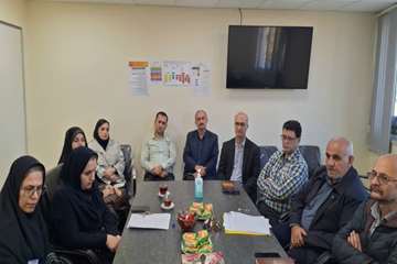 نشست هم‌اندیشی خیرین و دانشگاه برای توسعه سلامت صومعه‌سرا 